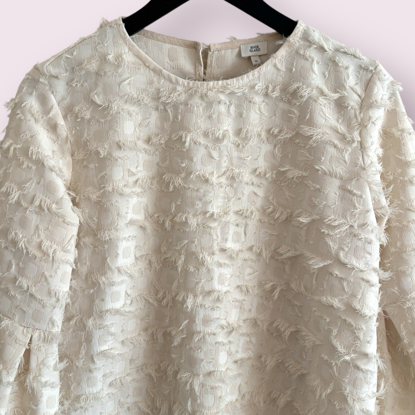 River Island Vanilla Textured Size 10 UK Flare 3/4 Sleeve Flare Hem Top