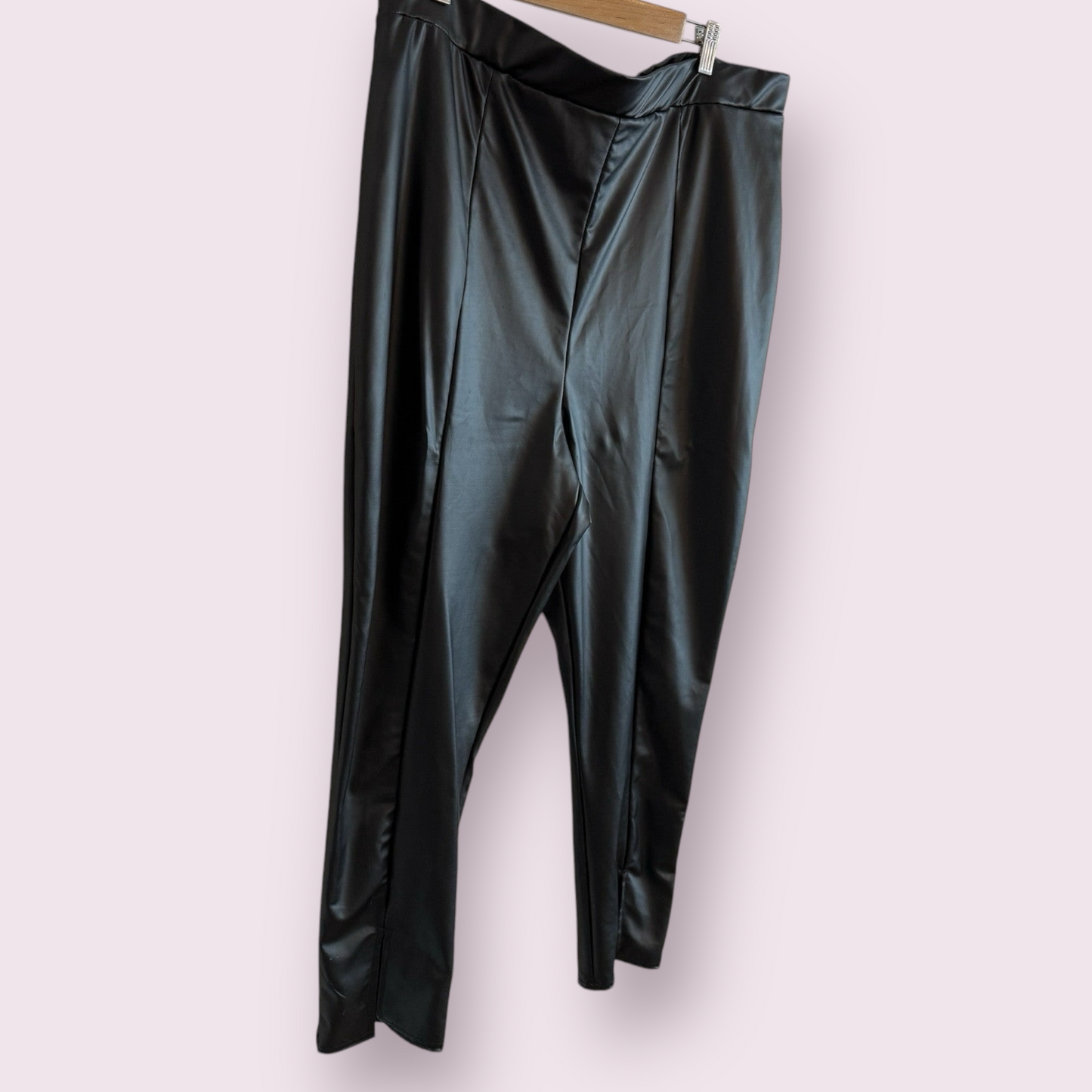 Yours Black Faux Leather Size 24 UK Pull On Trousers Ankle Slits