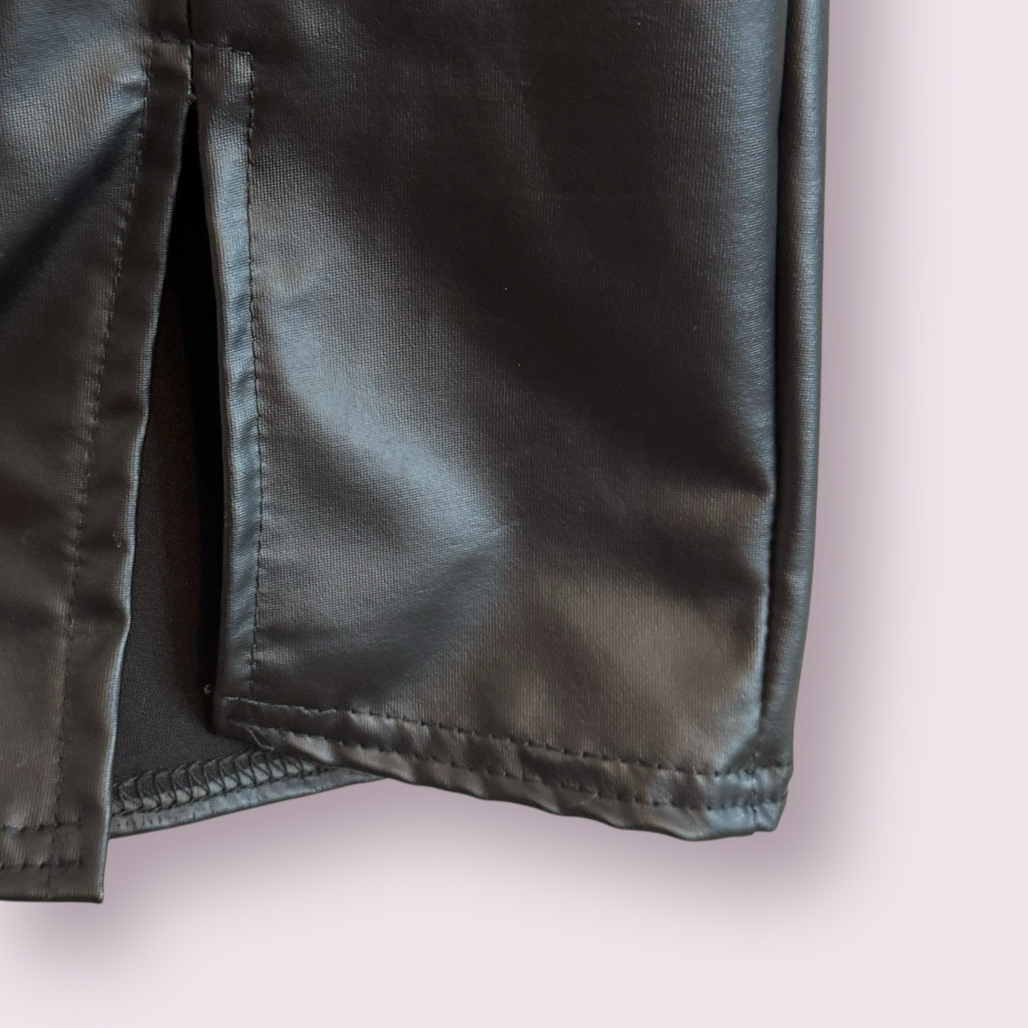 Yours Black Faux Leather Size 24 UK Pull On Trousers Ankle Slits