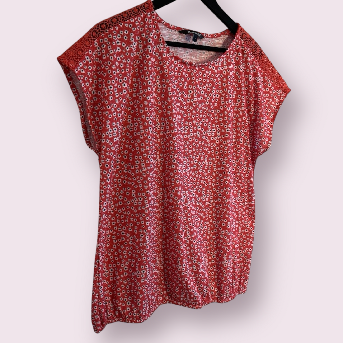Bonmarche Red Floral Size 18 UK Short Sleeve Spring Ready Top