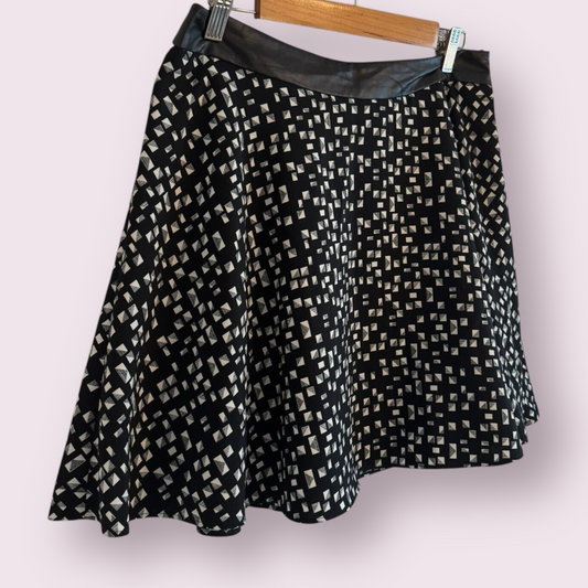 Limited Collection Black Geometric Size 12 UK Mini Lined Flare Skirt
