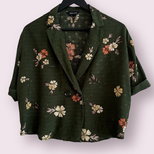 New Look Size 8 UK Oversized Green Floral Short Sleeved V Neck Blouse